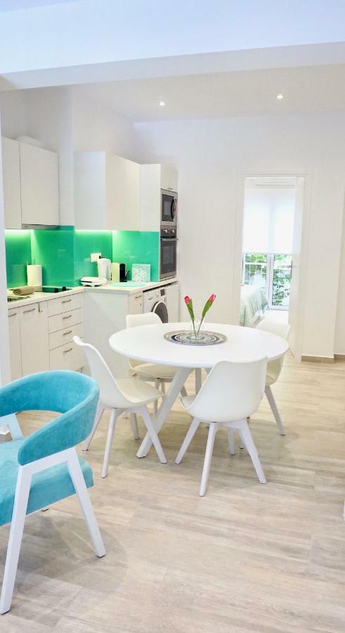 Minimal Fresh Design Apt In Athens 아파트 외부 사진